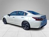 Thumbnail of 2018 White Nissan Altima