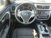 Thumbnail of 2018 White Nissan Altima