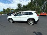 Thumbnail of 2016 Bright White Clearcoat Jeep Cherokee