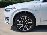 Thumbnail of 2021 Crystal White Metallic Volvo XC90 Recharge Plug-In Hybrid