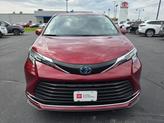Thumbnail of 2022 Ruby Flare Pearl Toyota Sienna