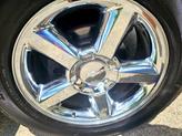 Thumbnail of 2011 White Chevrolet Suburban