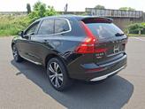 Thumbnail of 2022 Onyx Black Metallic Volvo XC60