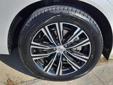 Thumbnail of 2022 Crystal White Metallic Volvo XC60