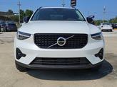 Thumbnail of 2026 Crystal White Volvo XC40