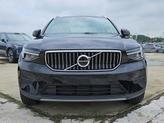 Thumbnail of 2025 Onyx Black Metallic Volvo XC40