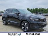 Photo of 2025 Onyx Black Metallic Volvo XC40