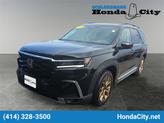 Photo of 2023 Crystal Black Pearl Honda Pilot