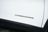 Thumbnail of 2018 Bright White Clearcoat Jeep Cherokee