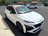 Thumbnail of 2022 Lunar White Hyundai KONA