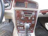 Thumbnail of 2001 Green Volvo V70