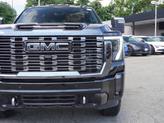 Thumbnail of 2024 Onyx Black GMC Sierra 3500