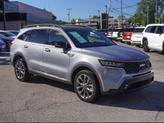 Thumbnail of 2022 Everlasting Silver Kia Sorento