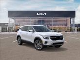 Thumbnail of 2025 Snow White Pearl Kia Seltos