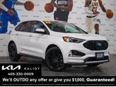 Photo of 2022 Star White Ford Edge