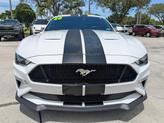 Thumbnail of 2020 Oxford White Ford Mustang