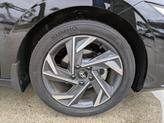 Thumbnail of 2025 Abyss Black Hyundai ELANTRA