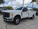 Thumbnail of 2023 Oxford White Ford F-350