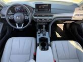 Thumbnail of 2025 Platinum White Pearl Acura Integra
