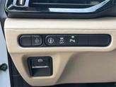 Thumbnail of 2026 Platinum White Pearl Acura MDX