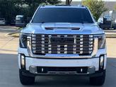 Thumbnail of 2024 White Frost Tricoat GMC Sierra 3500