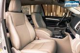 Thumbnail of 2017 Celestial Silver Metallic Toyota Highlander