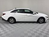 Thumbnail of 2025 White Hyundai ELANTRA