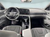 Thumbnail of 2025 White Hyundai ELANTRA