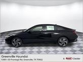 Photo of 2025 Black Hyundai ELANTRA
