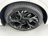 Thumbnail of 2025 Snow White Pearl Kia K5