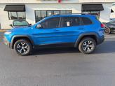 Thumbnail of 2018 Hydro Blue Pearlcoat Jeep Cherokee