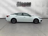Thumbnail of 2024 Pearl White Tricoat Nissan Altima