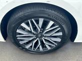 Thumbnail of 2024 Pearl White Tricoat Nissan Altima