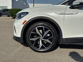 Thumbnail of 2025 Opal White Pearl Effect Volkswagen ID.4