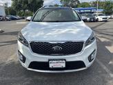 Thumbnail of 2018 Snow White Pearl Kia Sorento