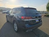 Thumbnail of 2021 Tourmaline Blue Metallic Volkswagen Atlas