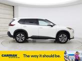 Thumbnail of 2021 White Nissan Rogue