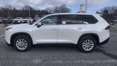 Thumbnail of 2025 Pearl Toyota Grand Highlander