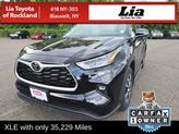 Photo of 2022 Midnight Black Metallic Toyota Highlander
