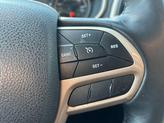 Thumbnail of 2017 Bright White Clearcoat Jeep Cherokee