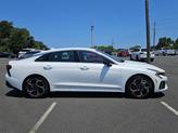 Thumbnail of 2025 Snow White Pearl Kia K5