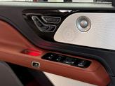 Thumbnail of 2025 White Metallic Lincoln Aviator