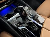 Thumbnail of 2021 Black Sapphire Metallic BMW 540