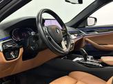 Thumbnail of 2021 Black Sapphire Metallic BMW 540