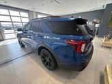 Thumbnail of 2023 blue Ford Explorer