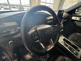 Thumbnail of 2023 blue Ford Explorer