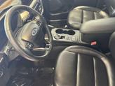 Thumbnail of 2020 Oxford White Ford Escape