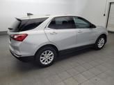 Thumbnail of 2019 Silver Ice Metallic Chevrolet Equinox