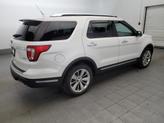 Thumbnail of 2018 White Platinum Metallic Tri-Coat Ford Explorer