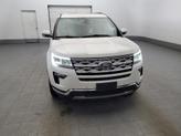 Thumbnail of 2018 White Platinum Metallic Tri-Coat Ford Explorer